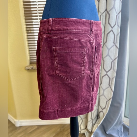 EUC LOFT Maroon Corduroy Mini Skirt - Picture 7 of 10